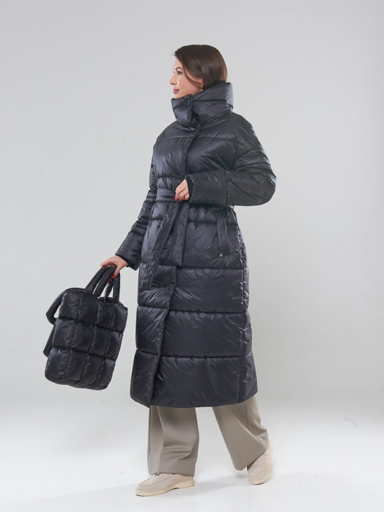 Пошив женской куртки чёрного цвета в Москве. Модель 2216