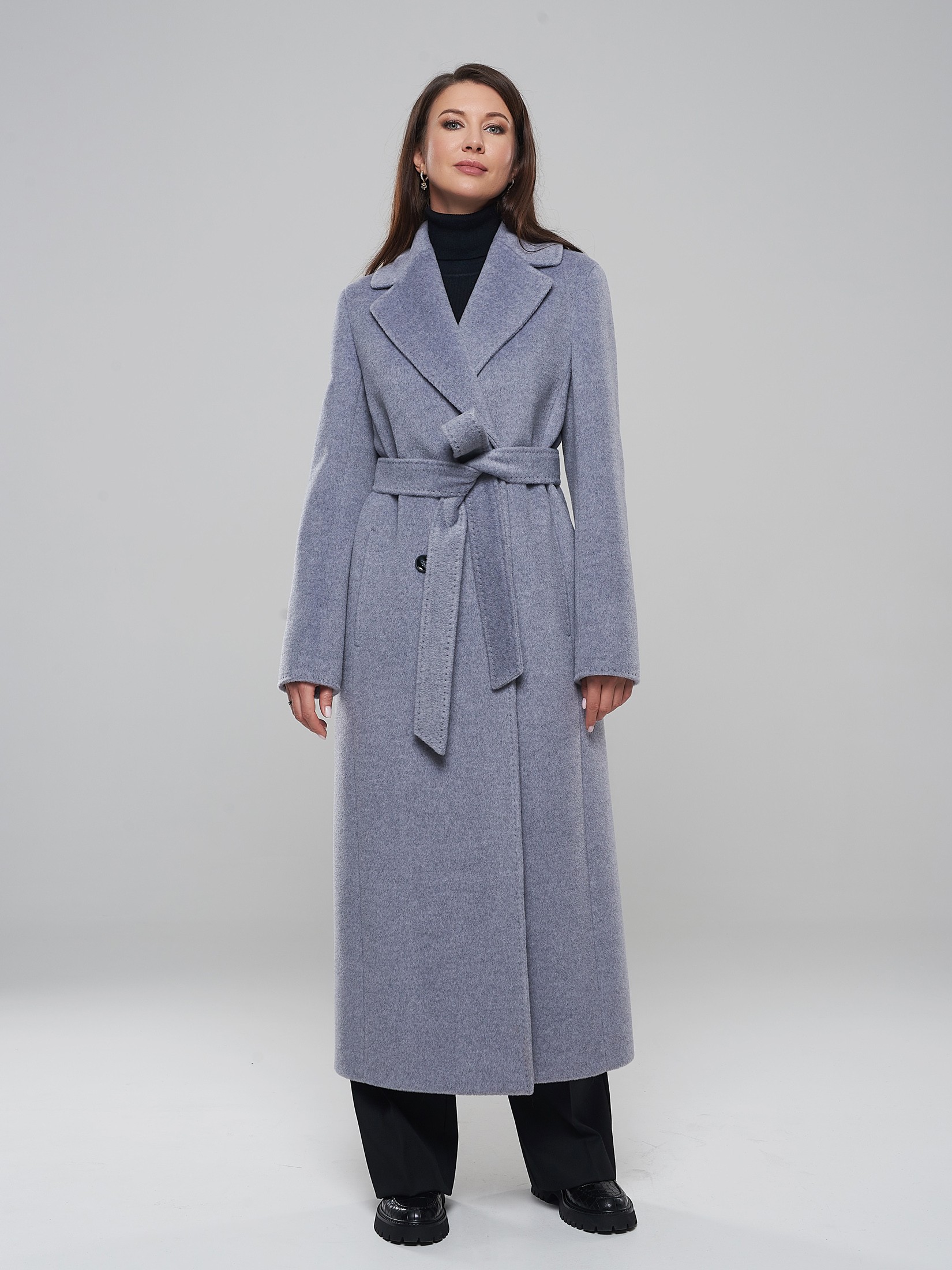 Женское пальто прямого силуэта от Московского ателье женской одежды AI